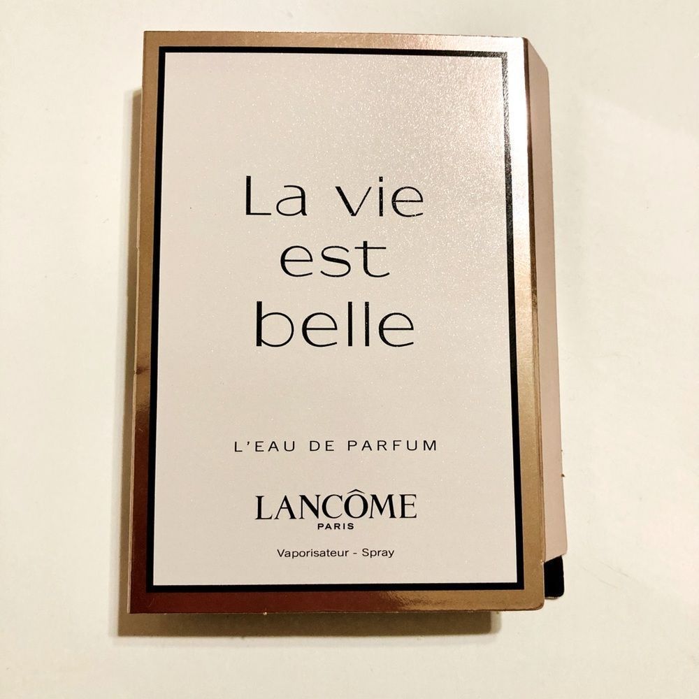 Lancome La Vie Est Belle perfume spray Sample Size